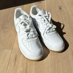 New without tags Men’s Air Force 1. Size 10.5